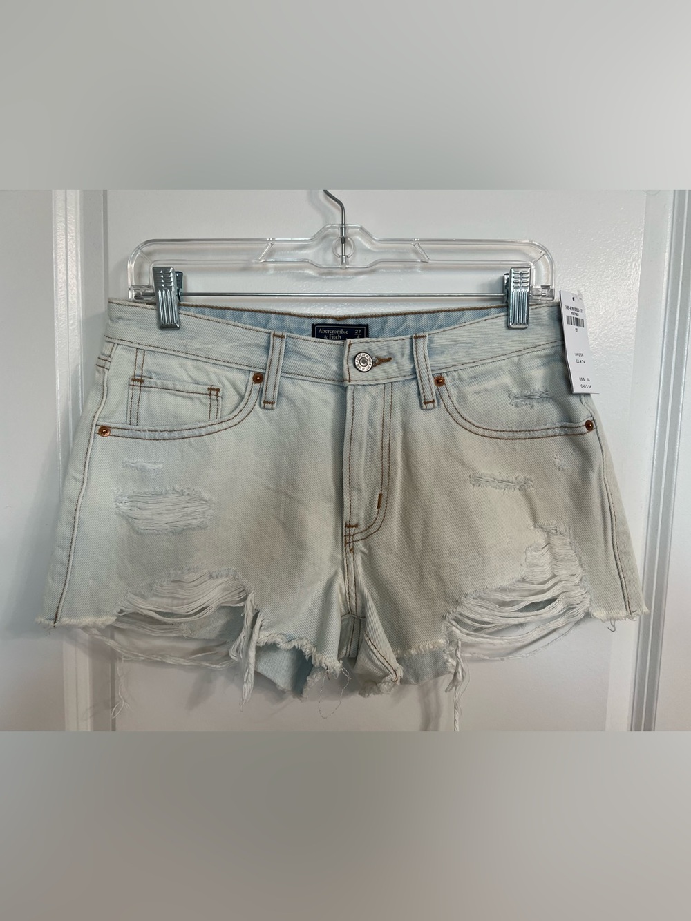 NWT Abercrombie & Fitch Jean Shorts Size 27